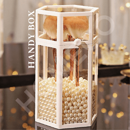 Hộp đựng cọ trang điểm Homeco hình lục giác viền trắng tinh tế ảnh số 2 Hộp đựng cọ trang điểm Homeco hình lục giác viền trắng tinh tế